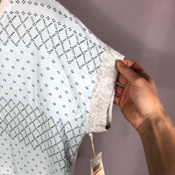 TWO By VINCE CAMUTO Light Blue Gray Short Sleeve Cotton Blend Top Size Small - Picture 3 of 7